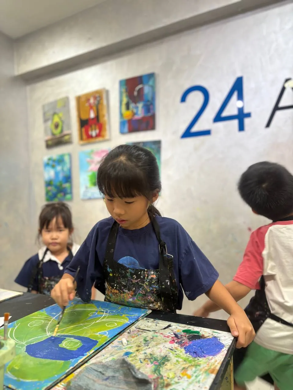 24Art Student