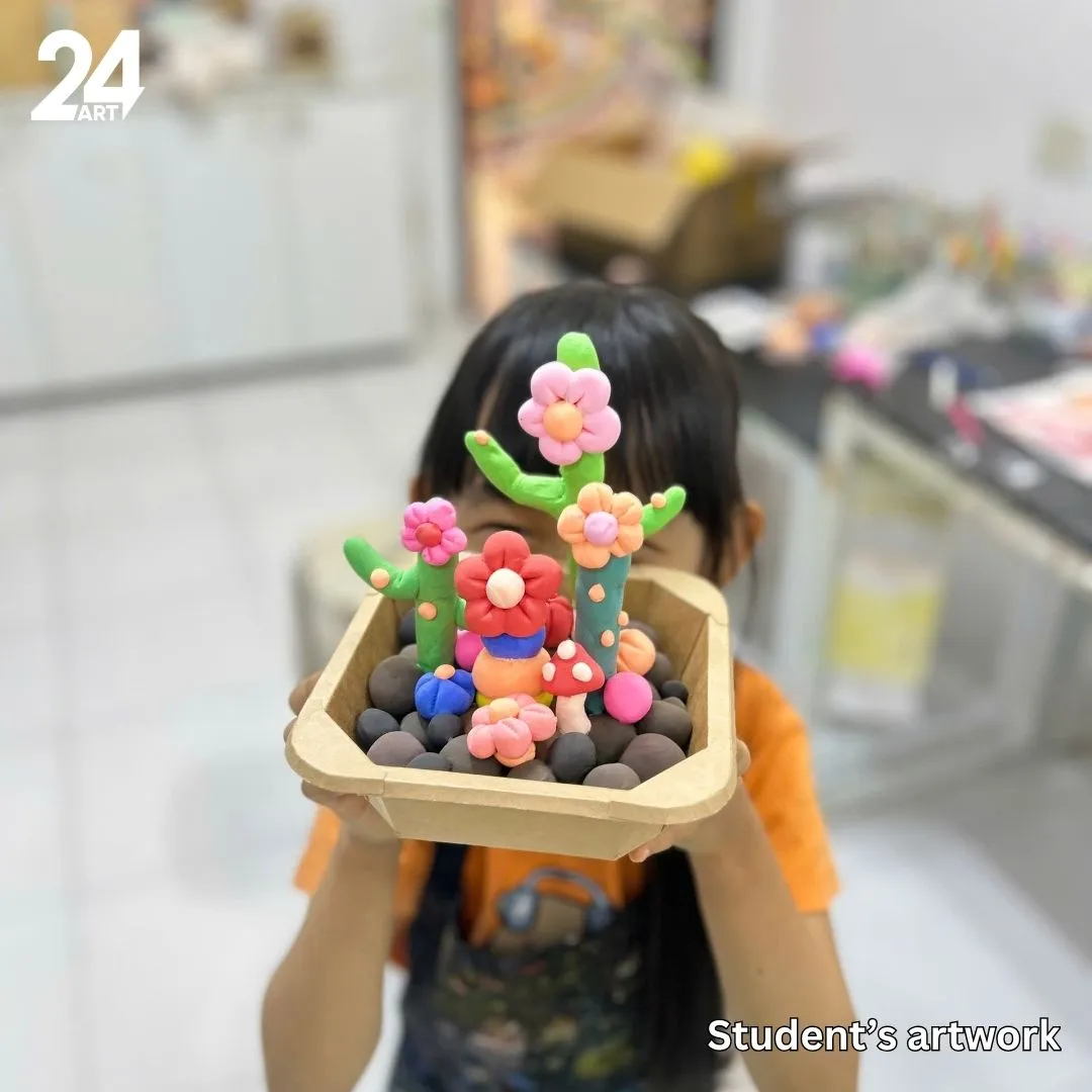 24Art Student
